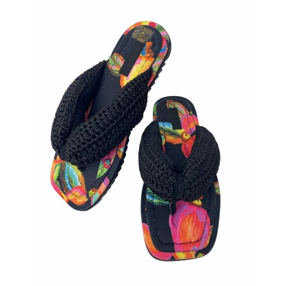 Farm Rio Size 8 Cashew Crochet Puffy Flower Flip Flops Black Pink Orange - Picture 3 of 10